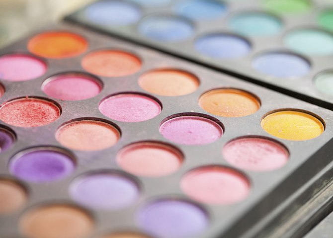 How to Spot Counterfeit Beauty Products – Ficci Cascade